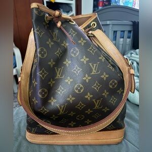 AUTHENTIC VINTAGE LV NOE GM